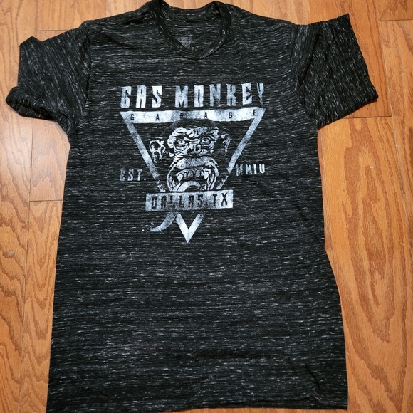 T-shirt - Picture 1 of 2